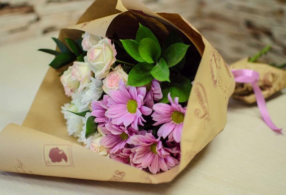 Букет цветов из: Розы и Хризантемы в Березнецово