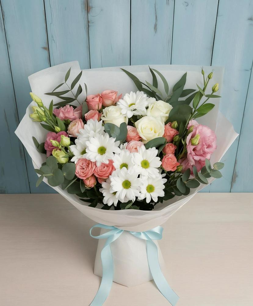 Букет цветов из: Розы, Лизиантусы и Хризантемы в Березнецово