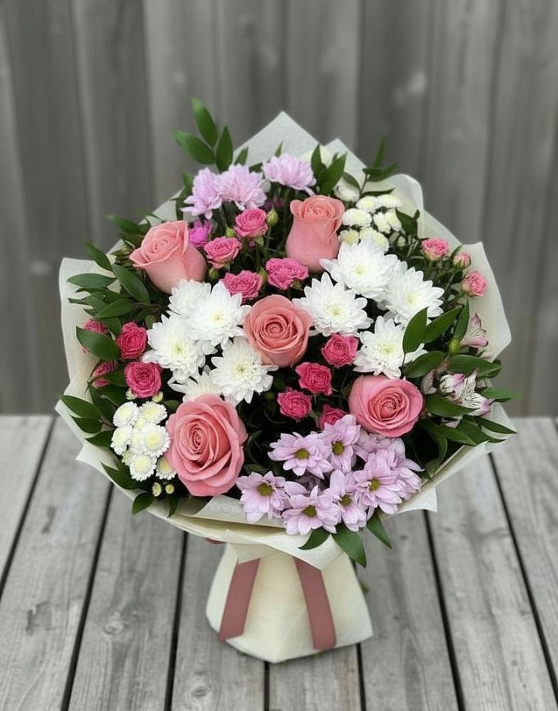 Букет цветов из: Альстромерии, Гвоздики, Розы и Хризантемы в Березнецово