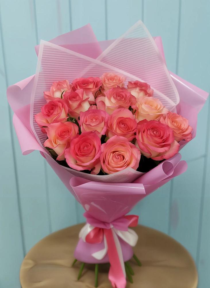 Букет 15 Розовых роз Равель в Березнецово