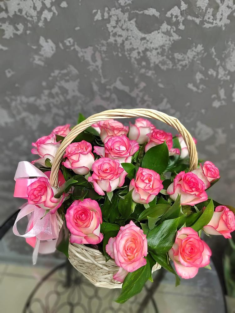 Цветочная композиция из Розы в корзине в Березнецово
