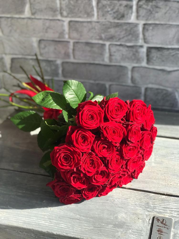 Букет Красные розы Фридом в Березнецово