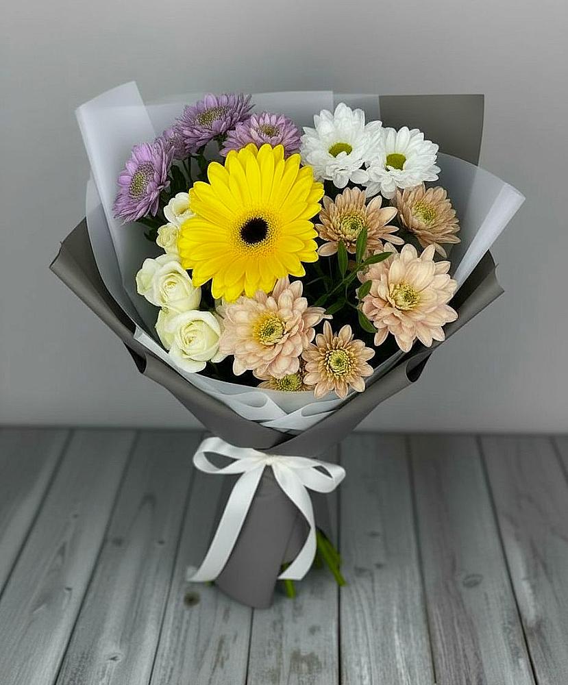 Букет цветов из: Розы, Герберы и Хризантемы в Березнецово