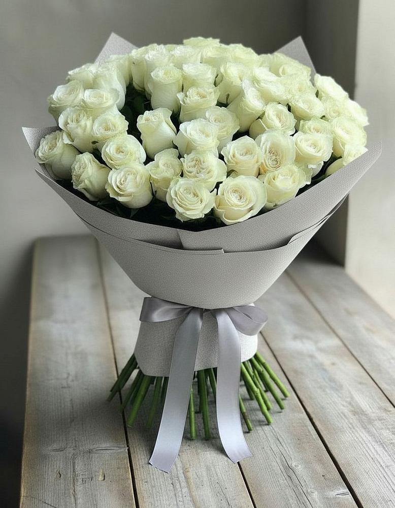 Букет 35 Белых роз в Березнецово