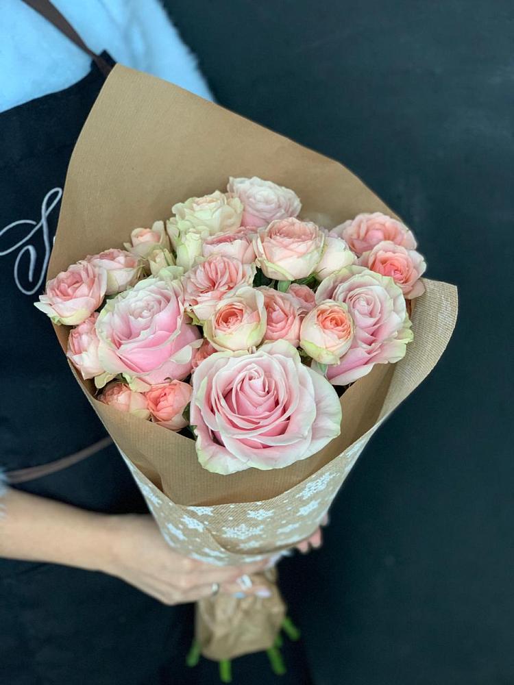 Букет цветов из: Хризантемы и Розы в Березнецово