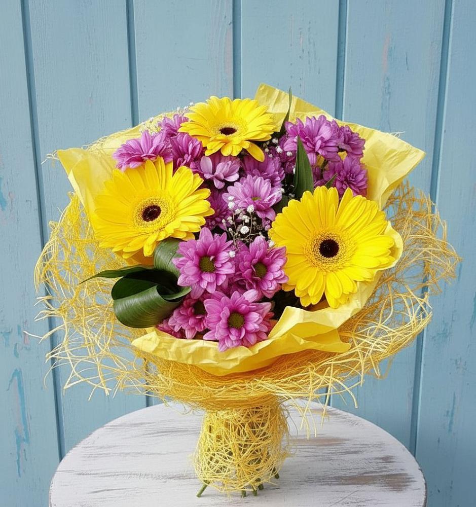 Букет цветов из: Хризантемы и Герберы в Березнецово