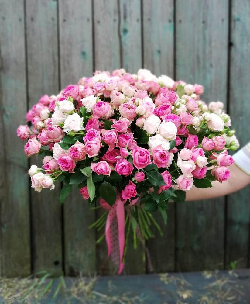 Букет Розовые кустовые розы Натали и Лав Лидия в Березнецово