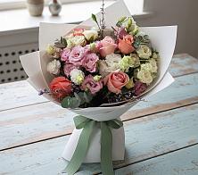 Букет цветов из:  Розы, Лизиантусы и Гвоздики #REPLACE_PRED# Березнецово