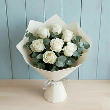 Букет Белые розы в Эвкалипте в Березнецово